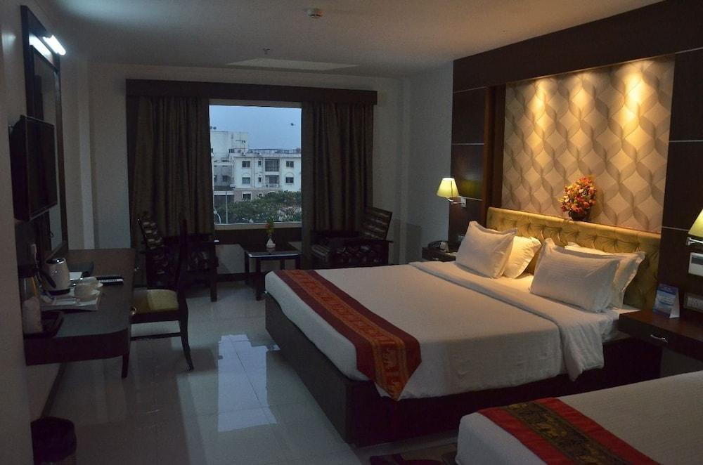 כלכותה Airport City Hotel מראה חיצוני תמונה